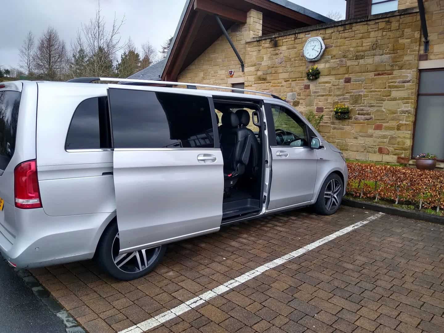 Executive airport transfers